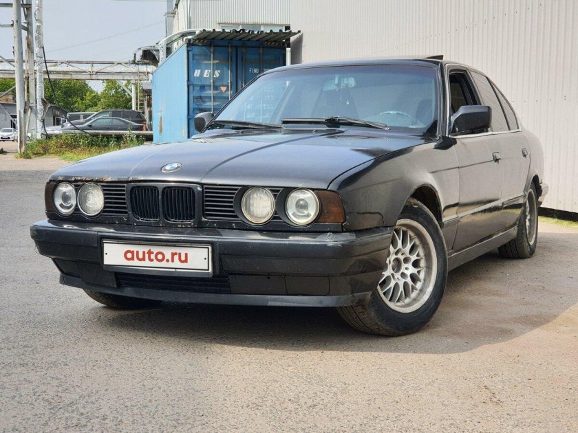 БМВ 5 е34