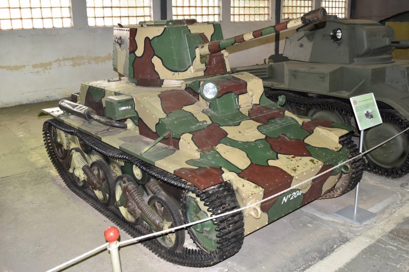 Виккерс Армстронг танк