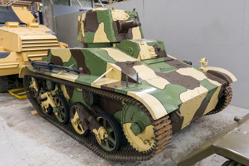 Виккерс танк