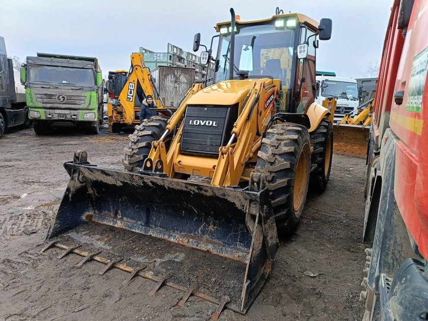 Экскаватор-погрузчик volvo bl61b