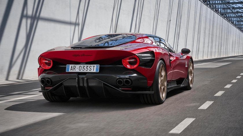 Alfa romeo 33 stradale 2023