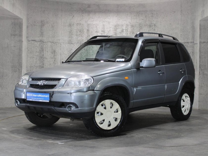 Шевроле Нива 2011 года