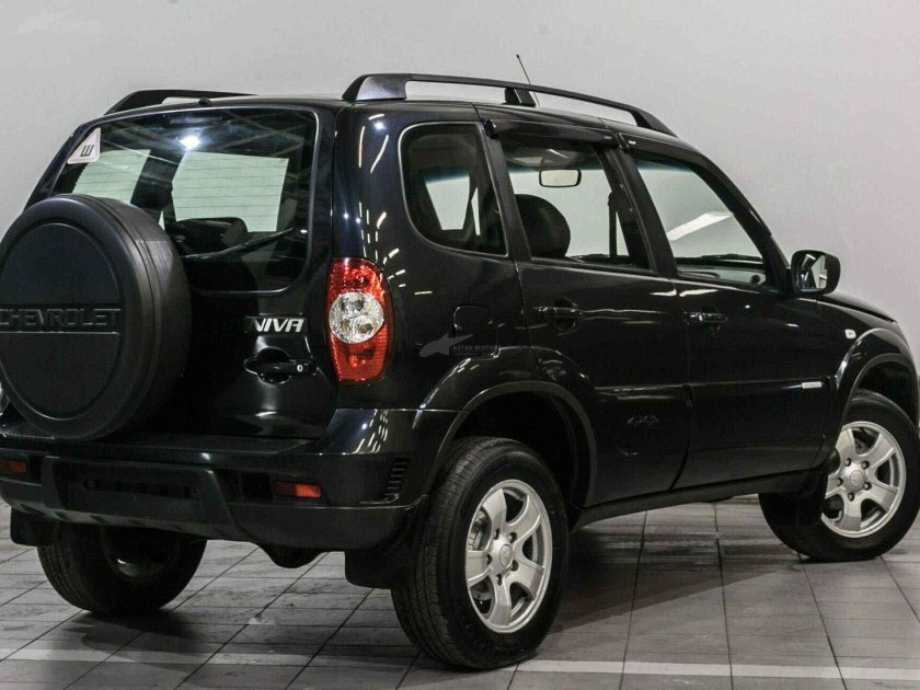 Chevrolet Niva 2011