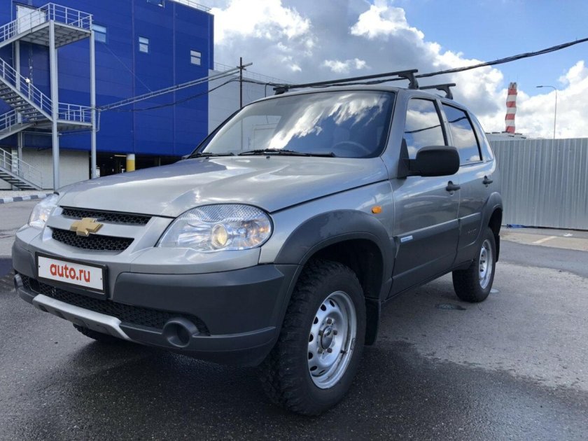 Chevrolet Niva 2011 года