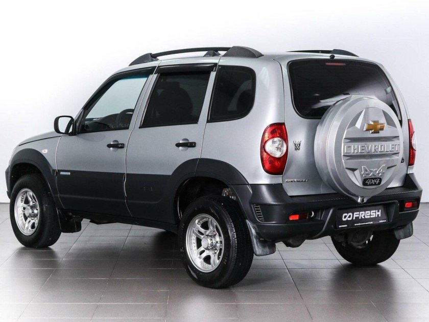 Chevrolet Niva 2011