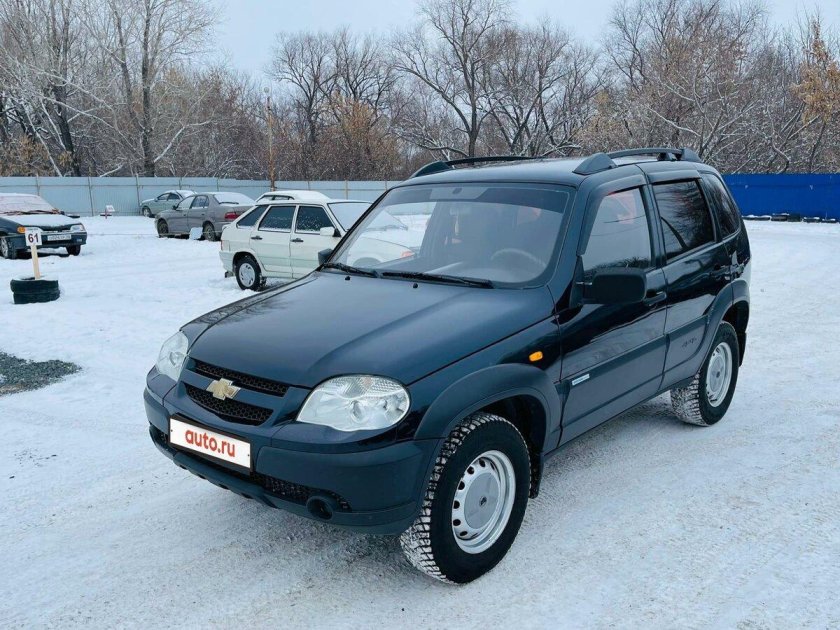 Chevrolet Niva 2011 года