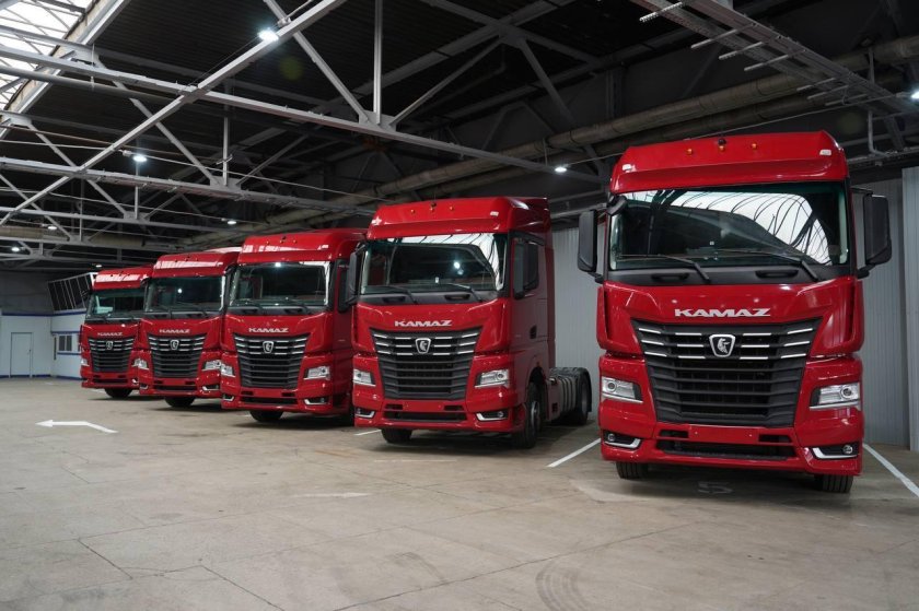 Автосалон КАМАЗ