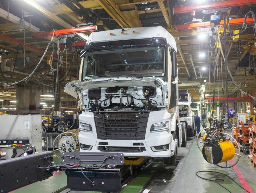 Автогигант КАМАЗ