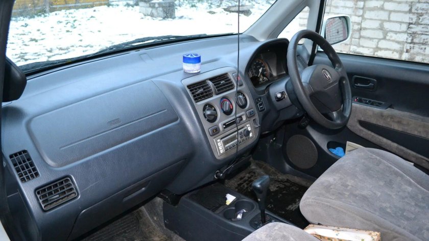 Honda capa 2000 салон