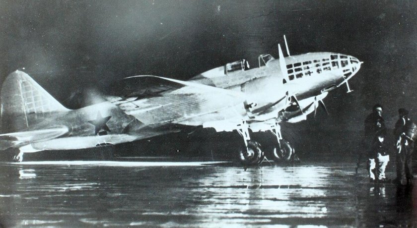 Ил-4 бомбардировщик