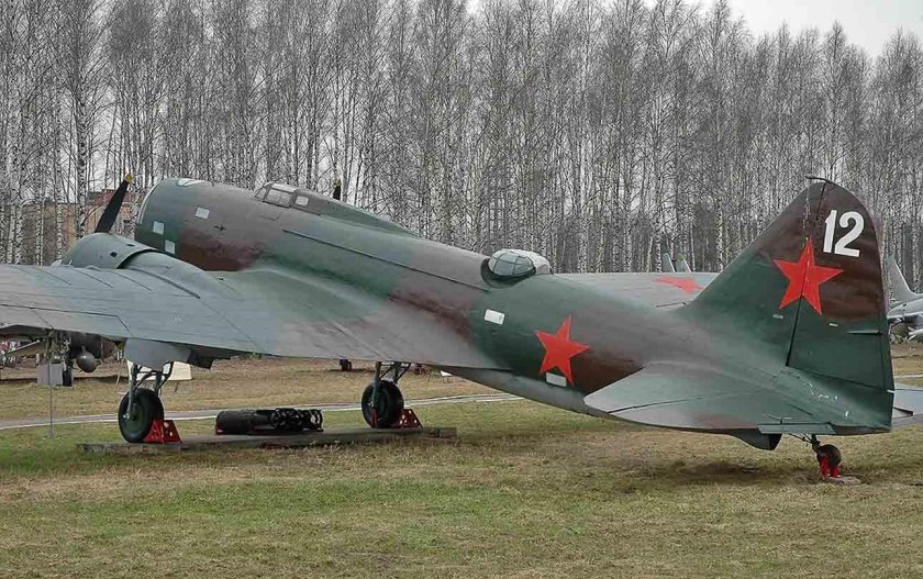 Ил-4 бомбардировщик