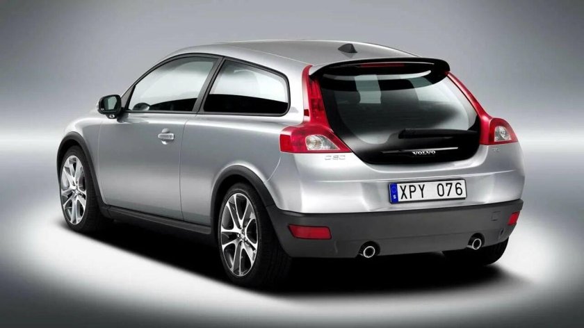 Вольво хэтчбек с 30