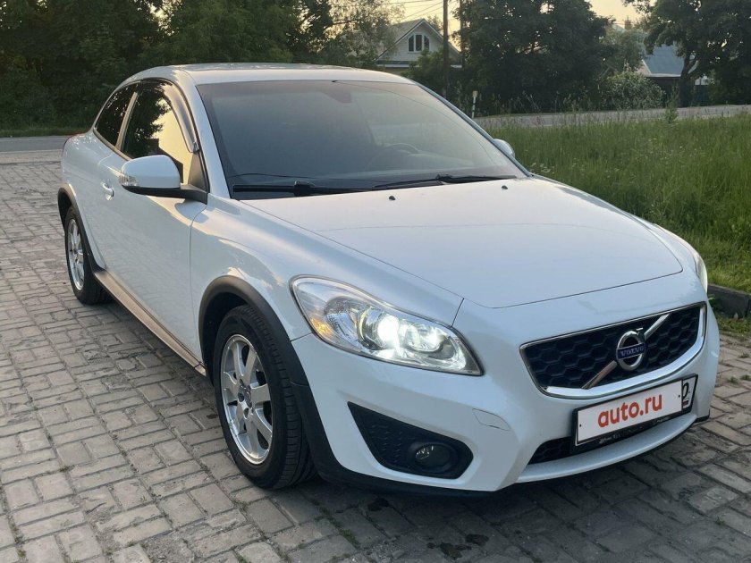 Вольво с 30