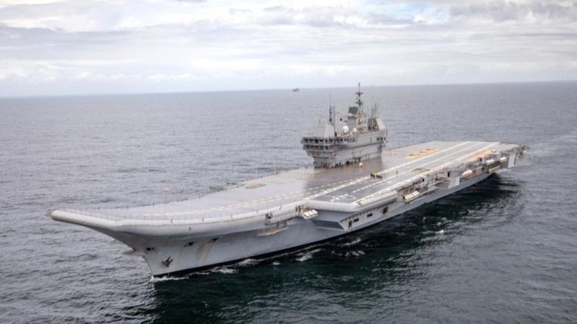 Авианосец Викрант