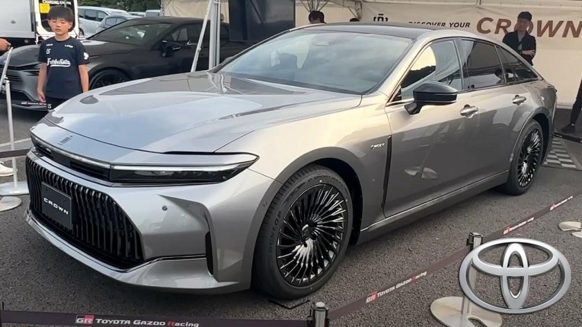 Toyota Crown 2024