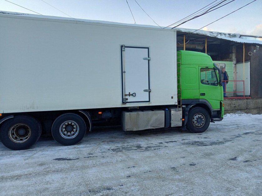 Вольво 10 тонник рефрижератор