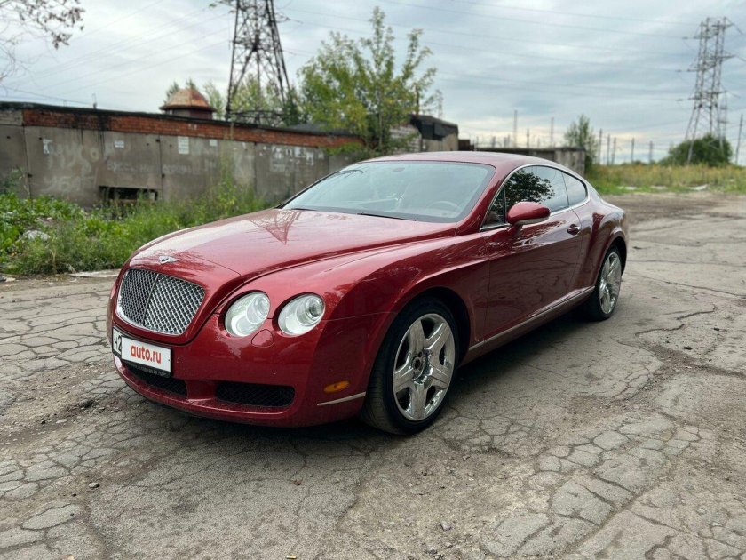 Золотой Бентли в СПБ