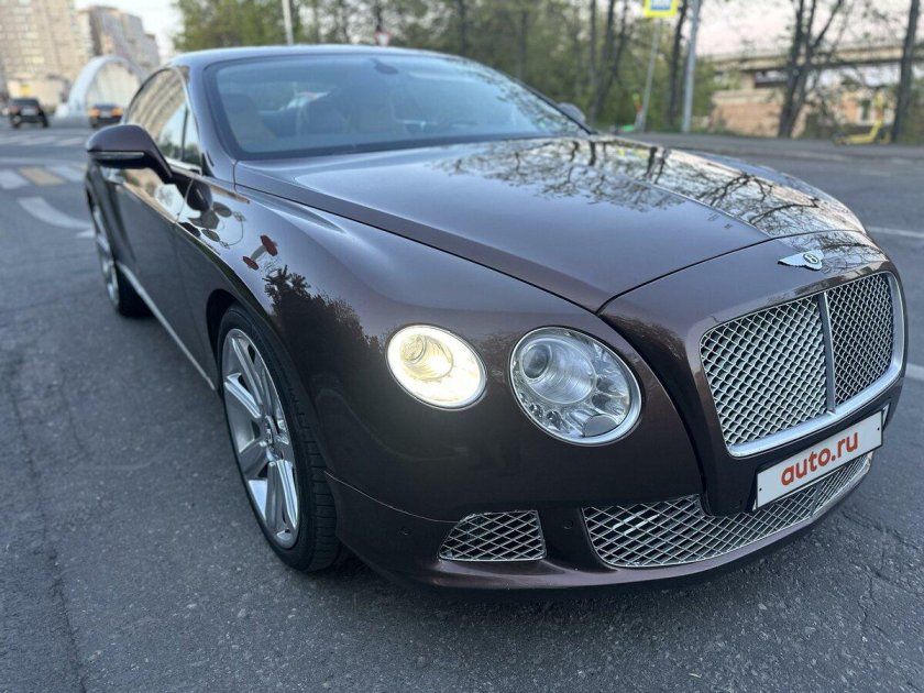 Бентли континенталь gt коричневая