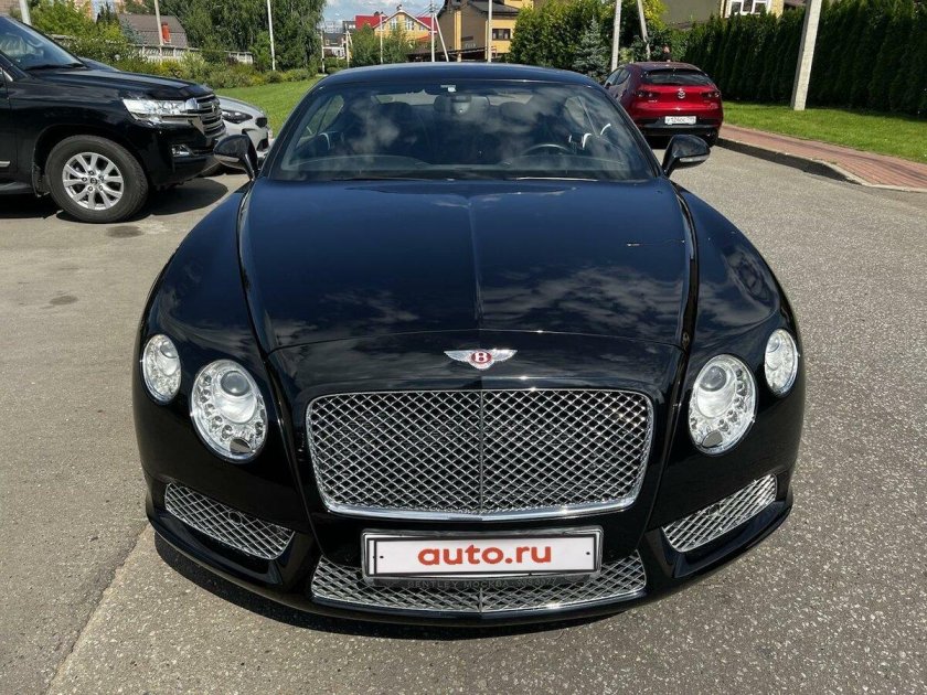 Bentley Continental gt 2022