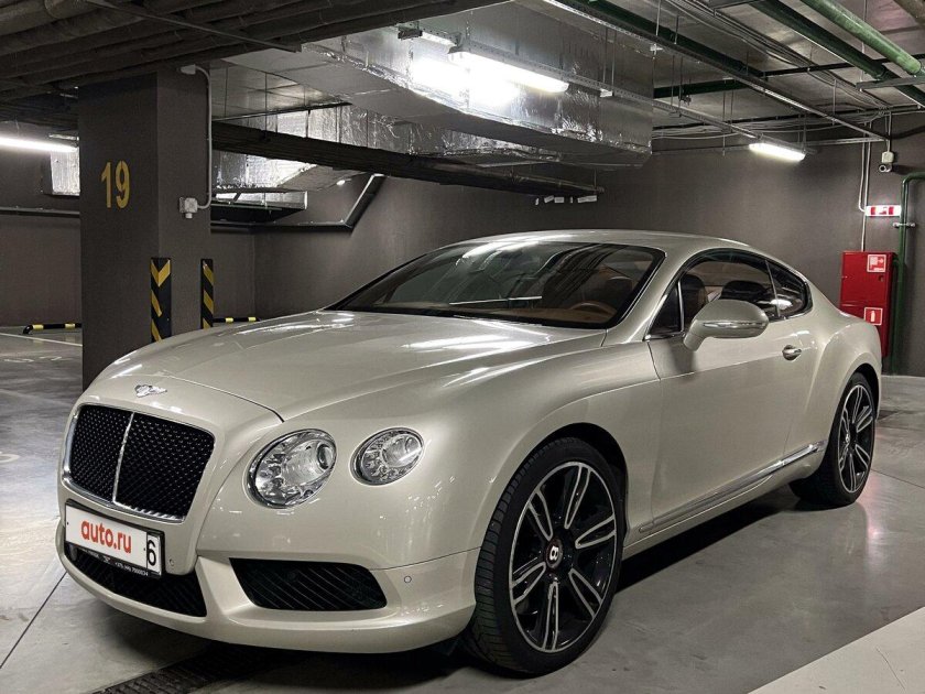 Bentley Continental gt 2011