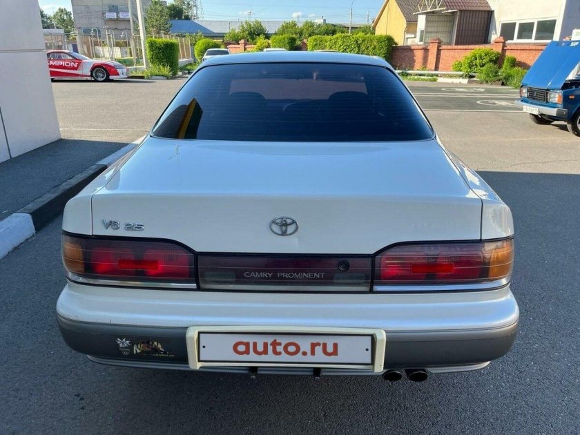 Toyota camry prominent 1992 v6
