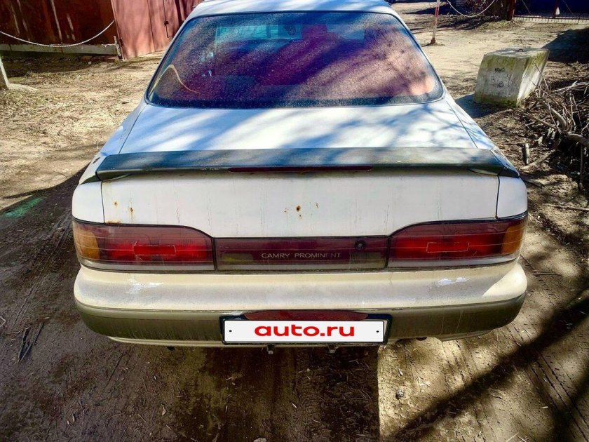 Toyota camry prominent 1993