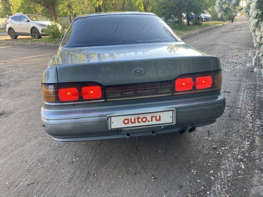 Toyota camry prominent 1992 2.5 v6