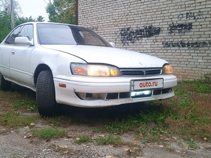 Тойота Проминент 1992