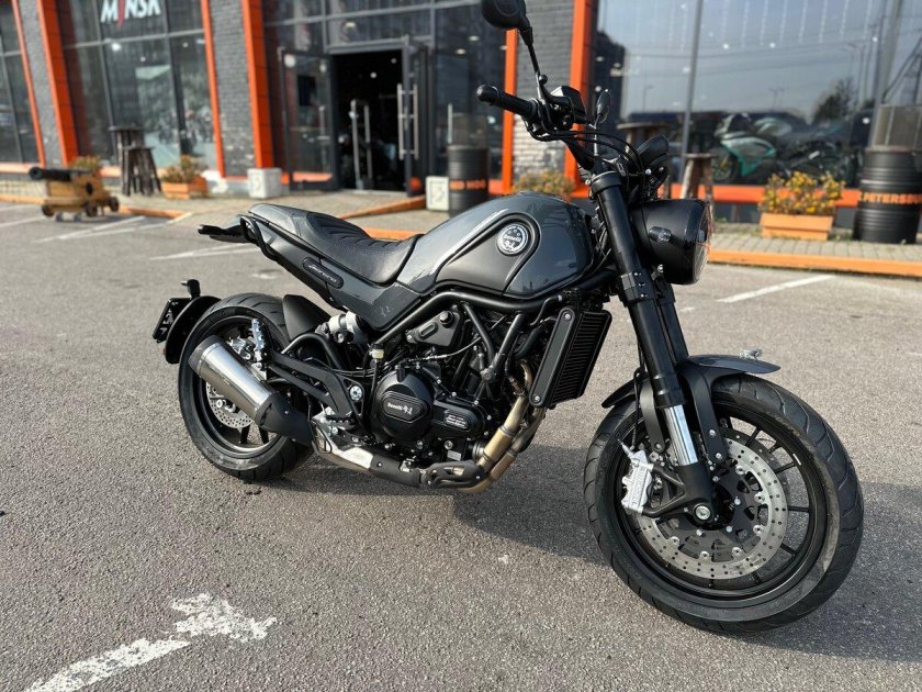 Benelli leoncino 500