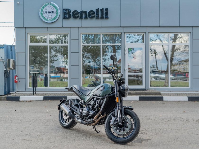 Benelli leoncino 500 trail
