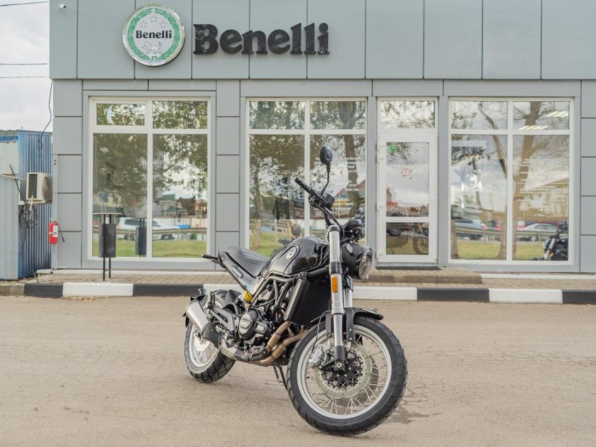Benelli 500 trail