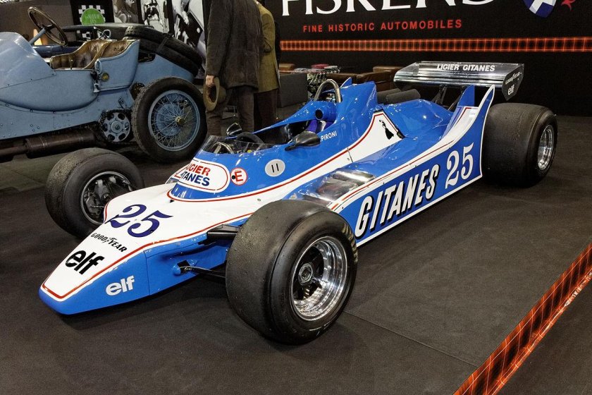 Ligier js11
