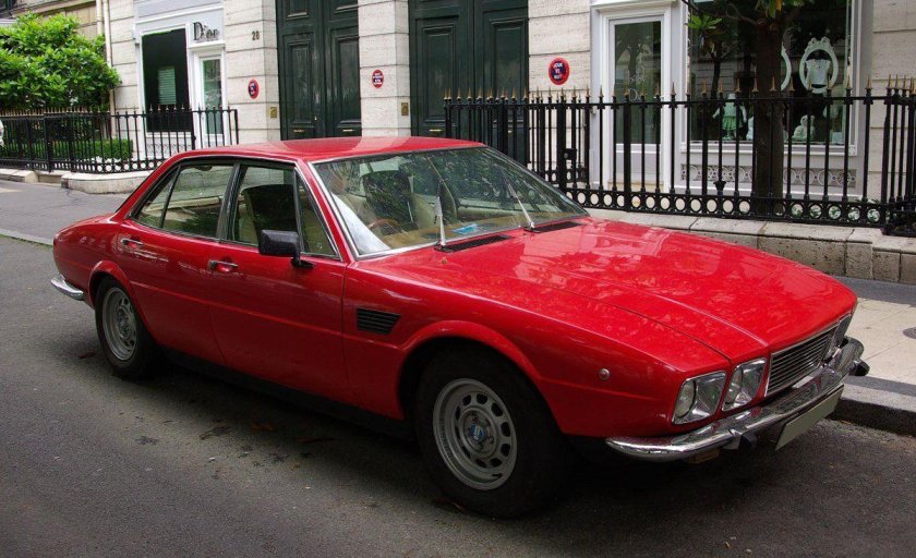 Де Томасо Deauville