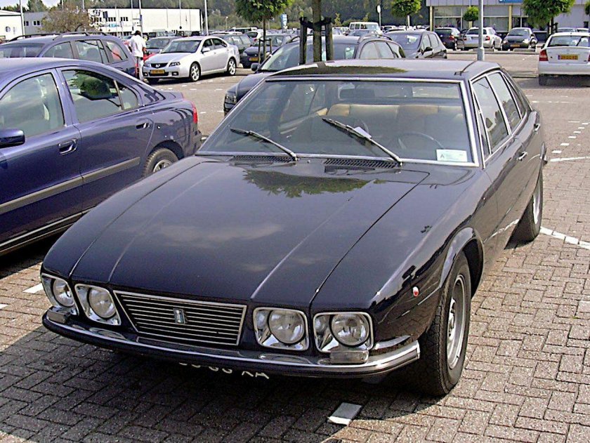 Де Томасо Deauville