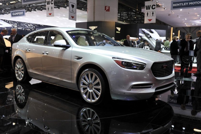 De Tomaso Deauville салон