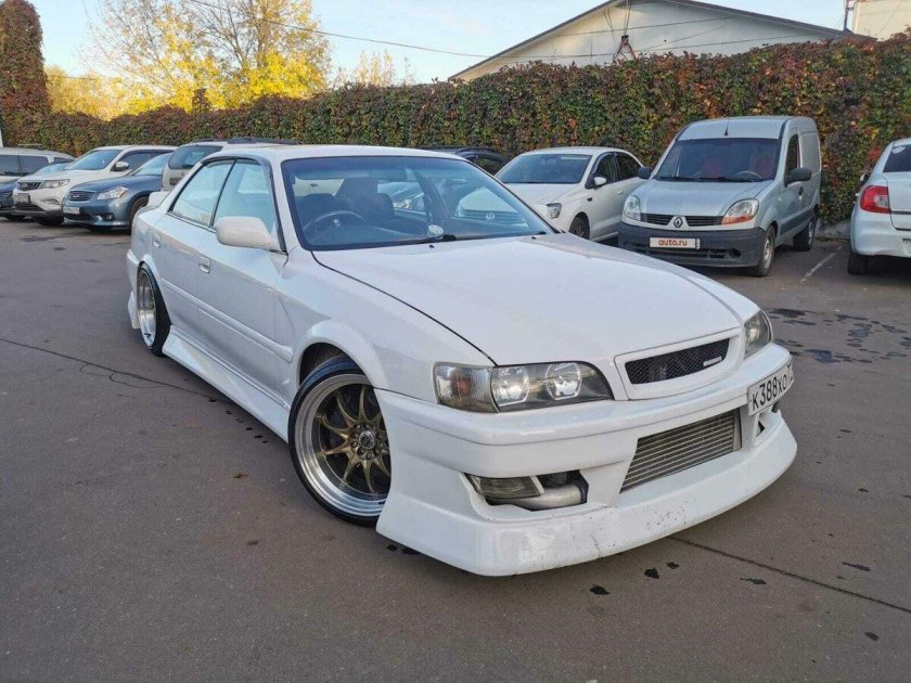 Тойота чайзер