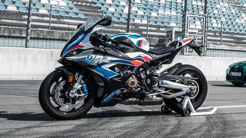 BMW m1000rr