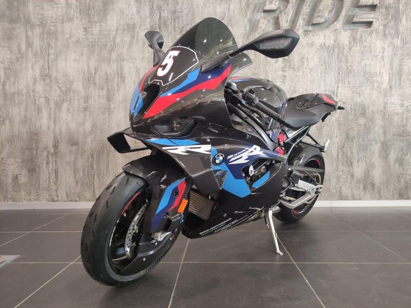 Мотоцикл бмв м 1000 рр