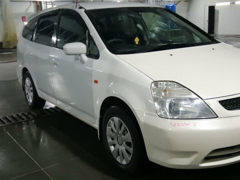 Хонда стрим 2002 белый