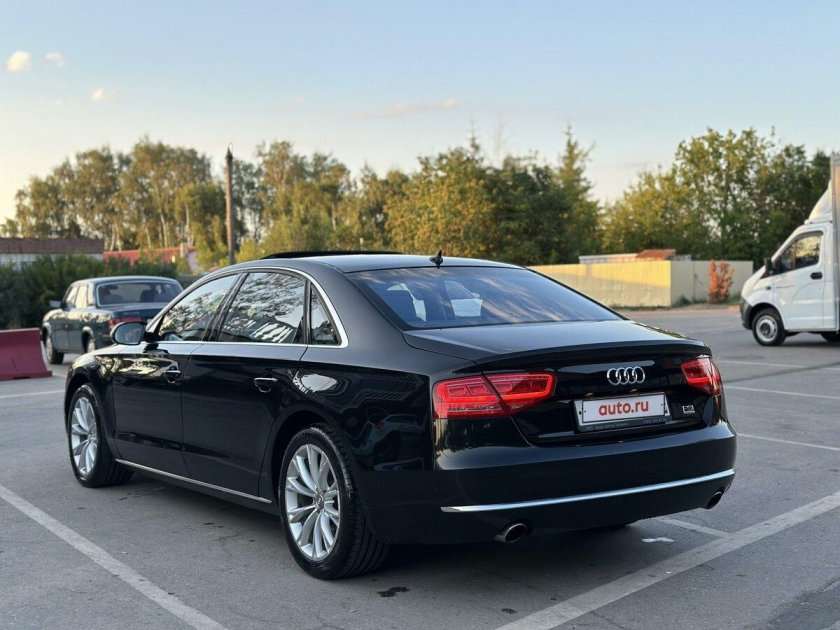 Ауди а 8 лонг 2024