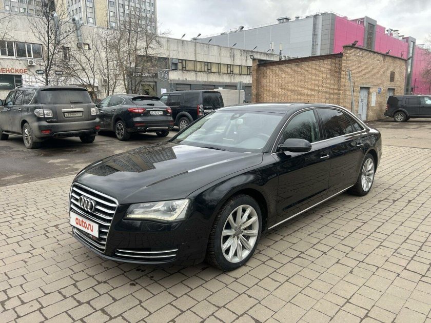 Ауди а 8 2011