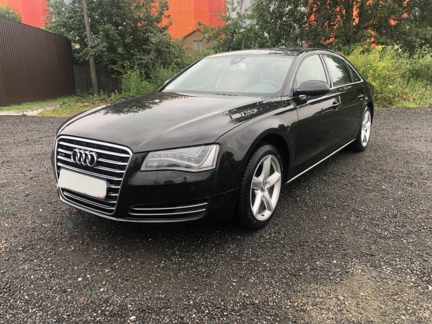 Ауди а8 Лонг 2011