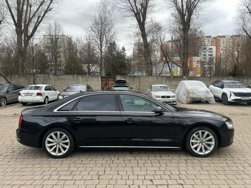 Audi a 8