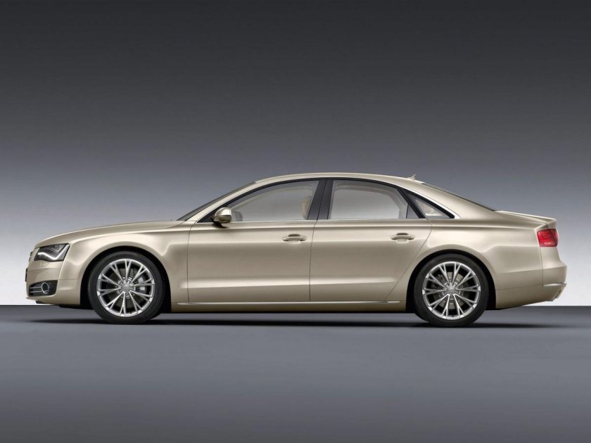 Audi a8 2011
