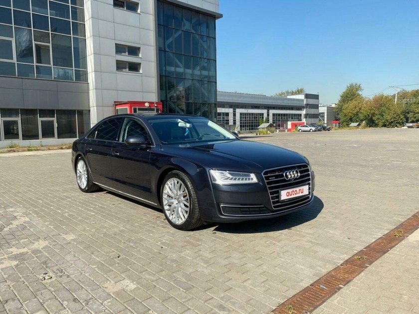 Ауди а 8 long