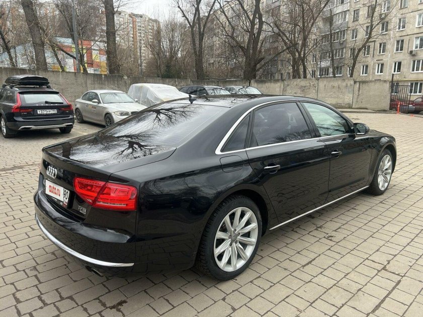 Ауди а 8 2012
