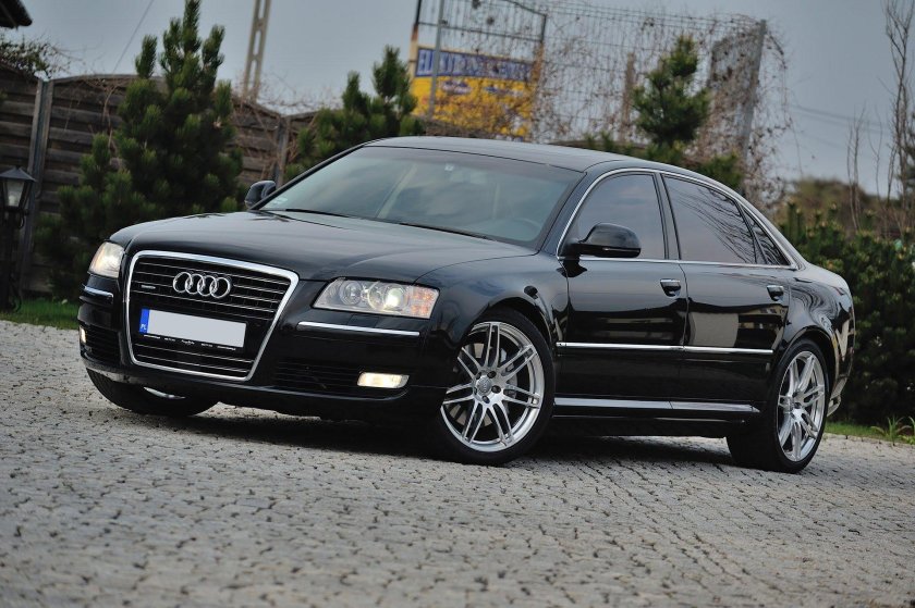 Ауди а8 д3 2005