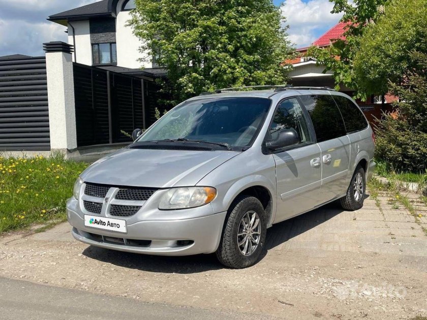 Dodge caravan iv