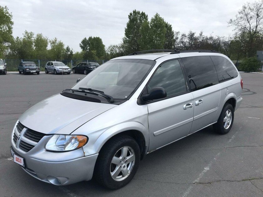 Додж гранд караван 2004