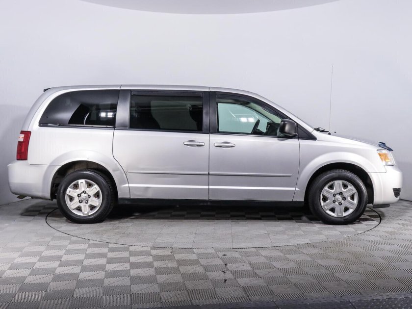 Dodge grand caravan 2011